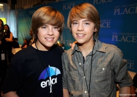 cole-and-dylan-sprouse-at-kca-children-s-place-backstage-olsen-twins-news-bd1e90d11688a39303f722d6c6f3897a